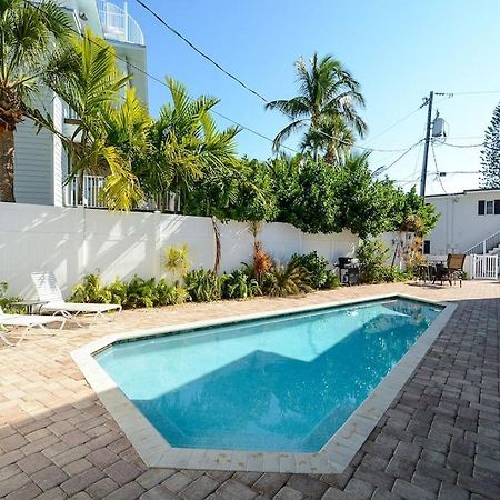 Canal 309 - Right In Siesta Key Village! Екстер'єр фото